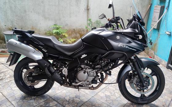 SUZUKI DL 650 V STROM 